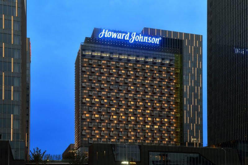 Howard Johnson Ifc Plaza Ningbo Exterior photo